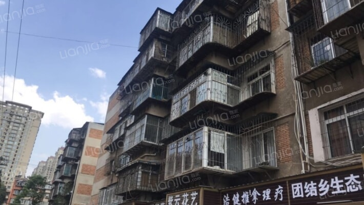 棕树营小区翠云里外景图