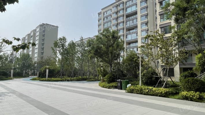 海尔翡翠云城云锦外景图