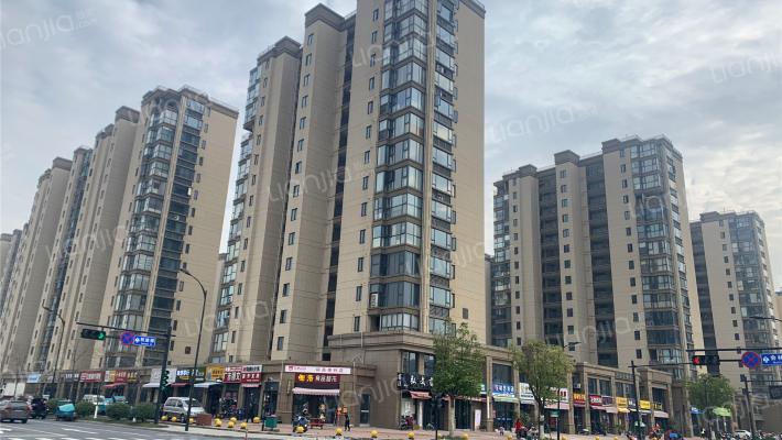 远洋香奈外景图