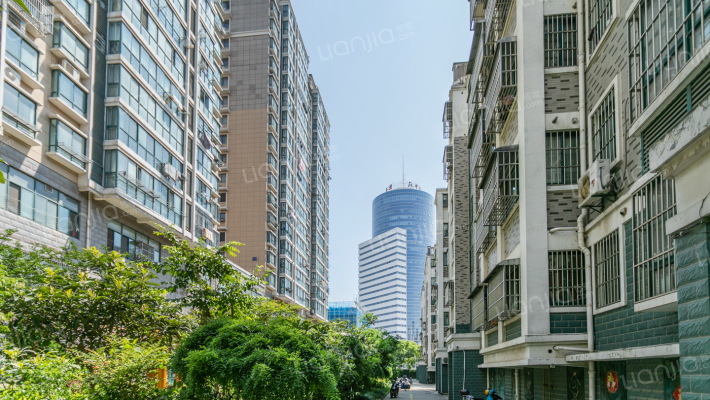 都市豪庭外景图