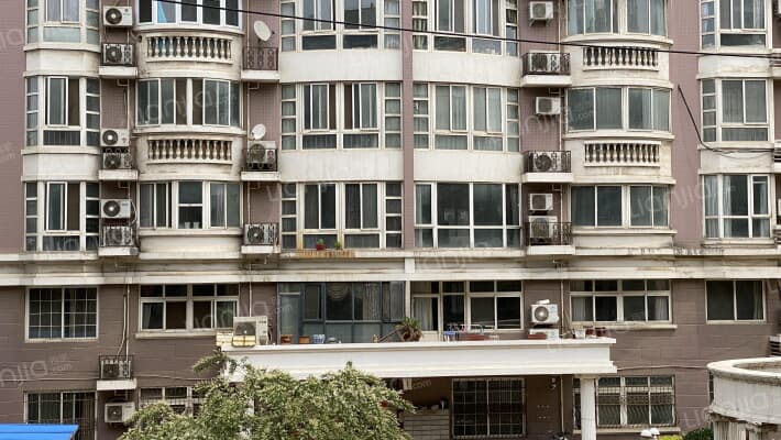 文博名门外景图