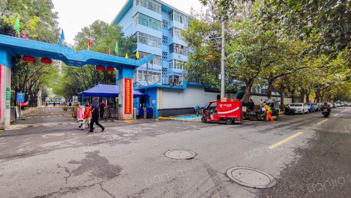 法士特家园外景图