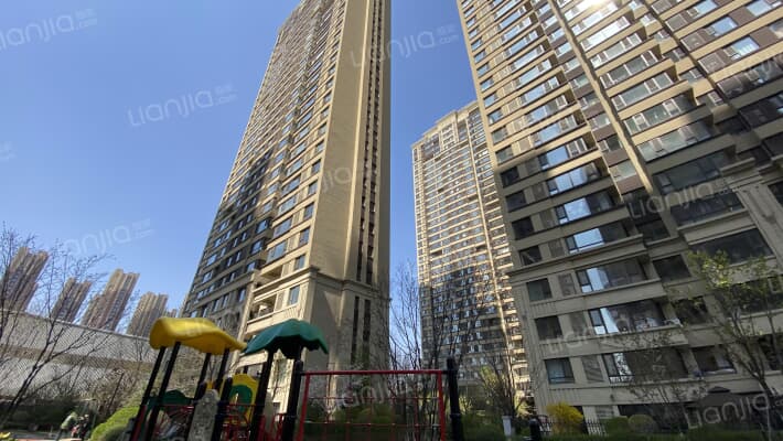 龙湖春江郦城外景图