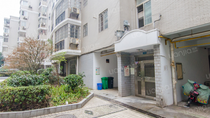 幸福人家外景图