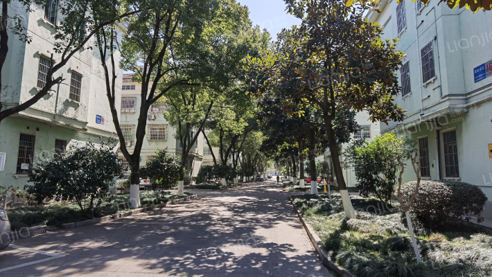 应山小区外景图