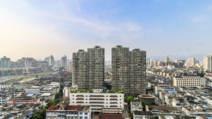 金丝桥大厦外景图