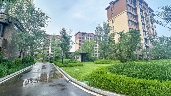 中建长清湖瑾园外景图