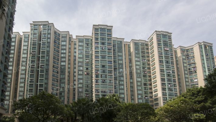 新世界逸彩庭园外景图