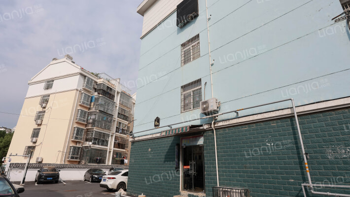 运输公司宿舍楼外景图