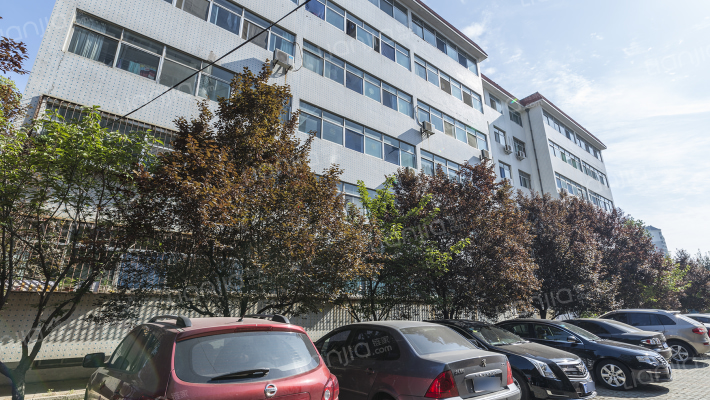 疾病预防控制中心宿舍区外景图