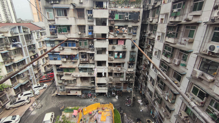 静安公寓外景图