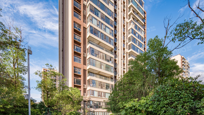 碧桂园翡翠华府外景图