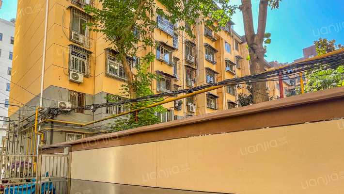 平安小区外景图