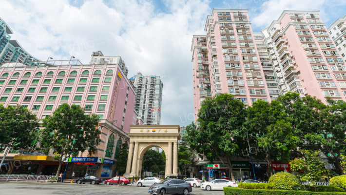 珠江广场外景图