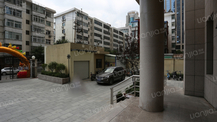 府西国际公寓外景图