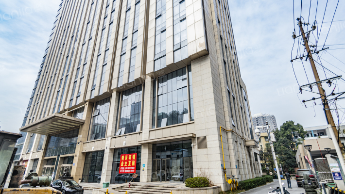 汇财中心外景图