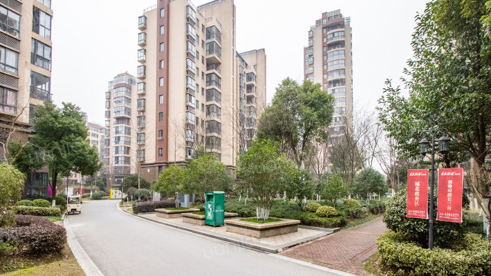 君盛桃源外景图