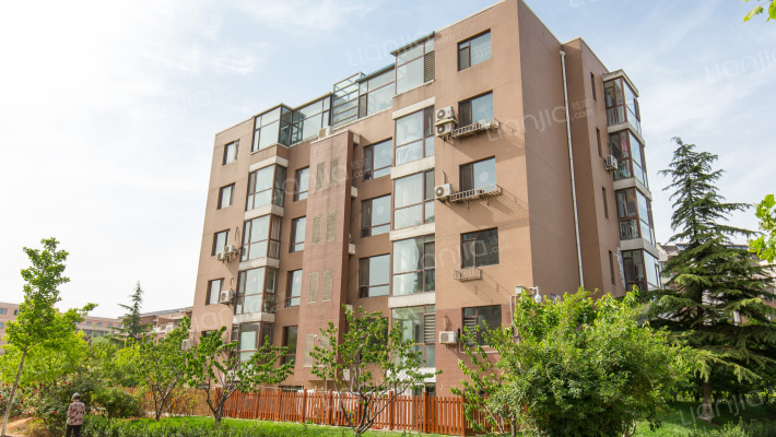 芙蓉人家外景图