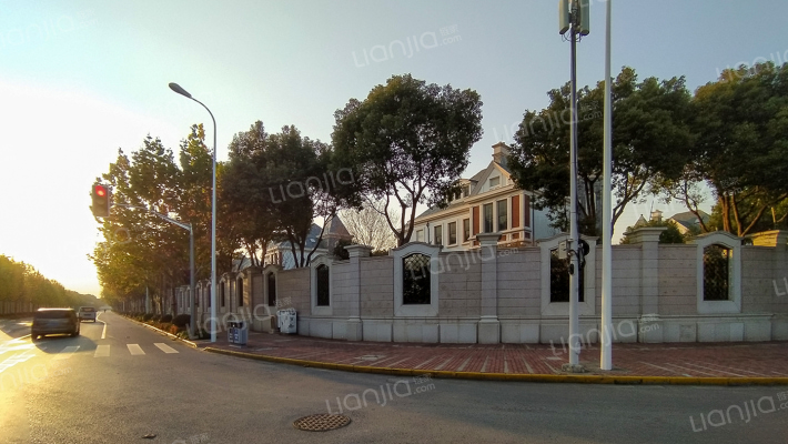 合生东郊别墅二期外景图