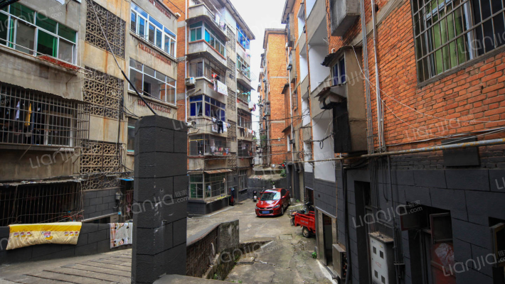 东湖南二巷外景图