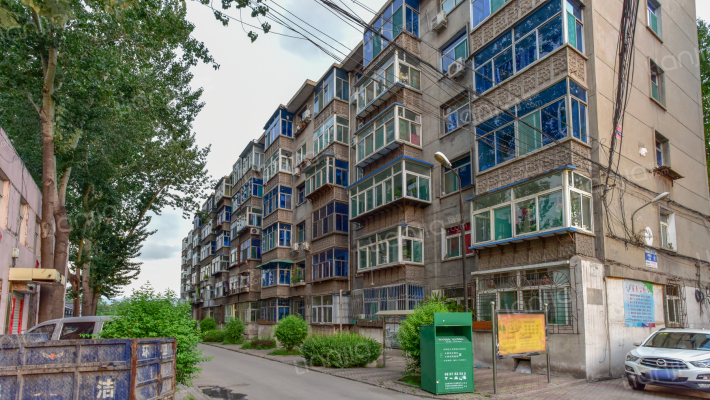 林场宿舍外景图