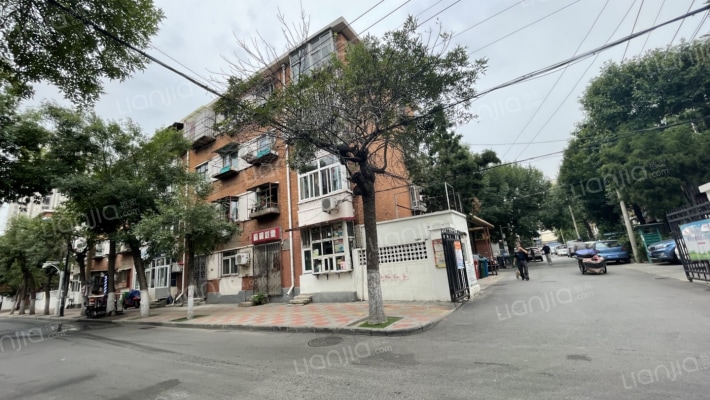 向阳路楼外景图