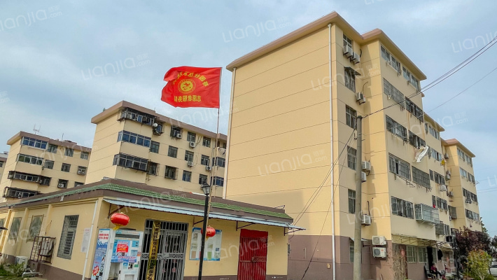 京九铁路新村外景图