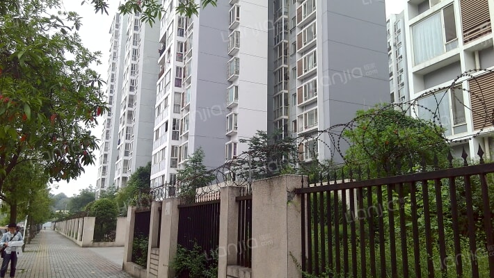 青铜时代外景图