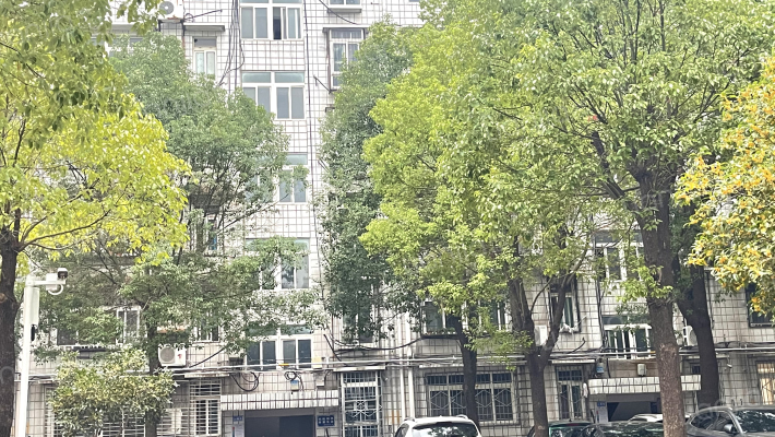 襄州区人民法院张湾人民法庭家属院外景图