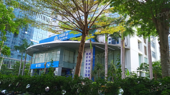 美银大厦外景图