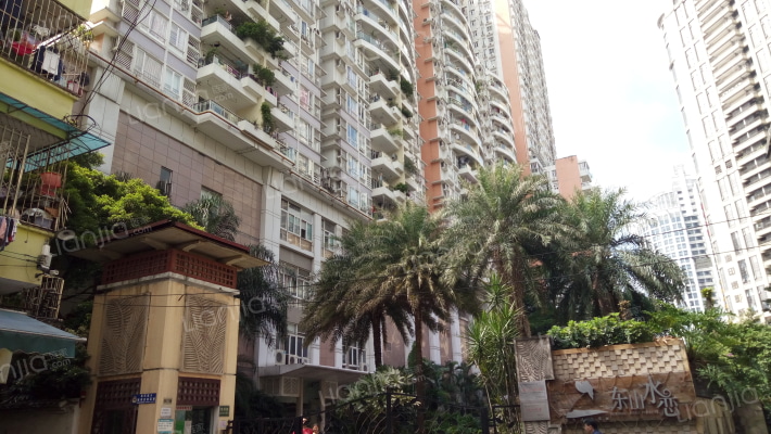 东山水恋外景图