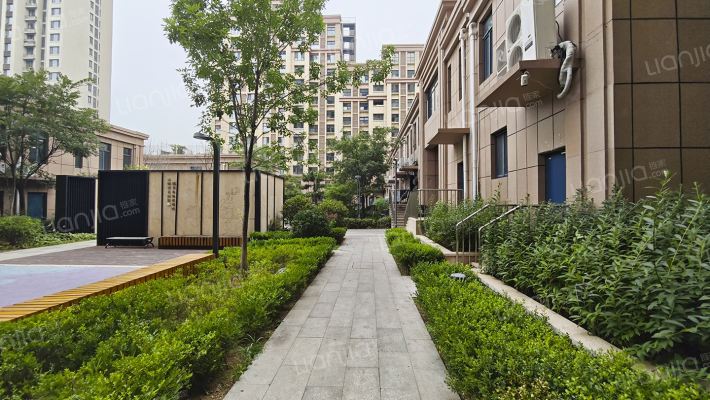 华能郡府外景图