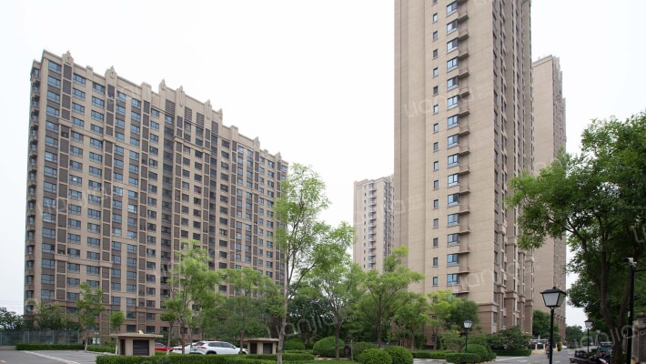 潮白河孔雀城华清园外景图