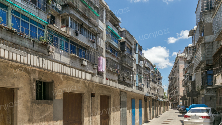 建设新村外景图