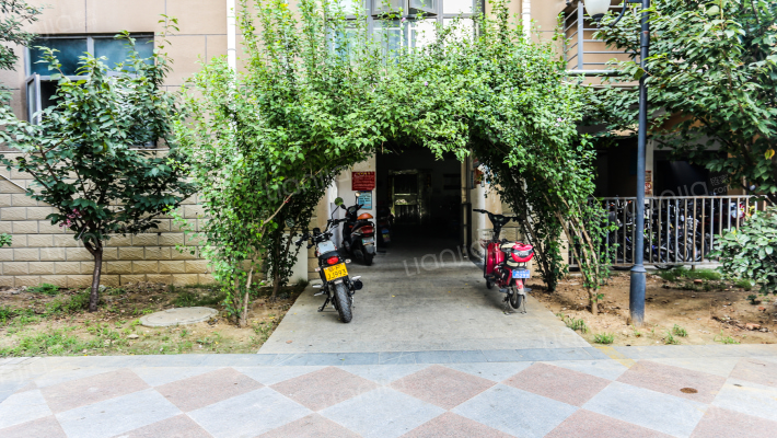 齐星名居外景图