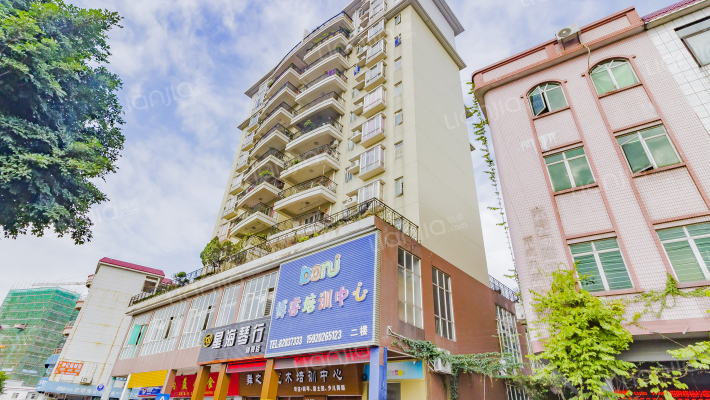 草塘花园外景图