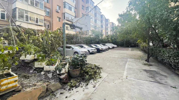 体育西路邮电宿舍外景图