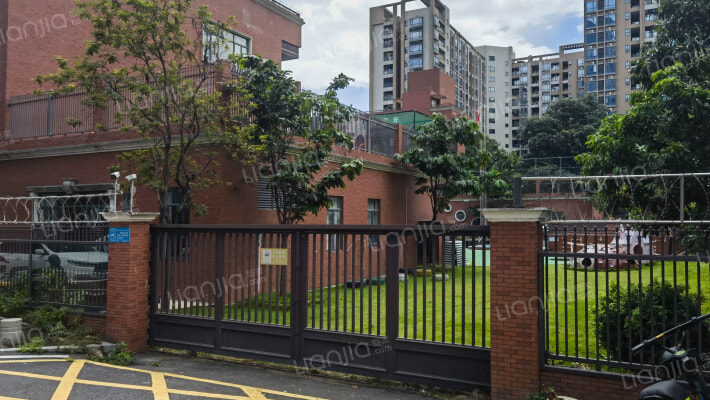 金地格林名钻外景图