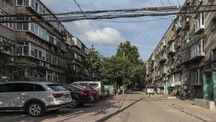 华岩北路外贸楼外景图