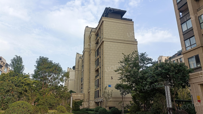 中海熙岸华府外景图