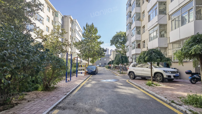 省直党校宿舍外景图