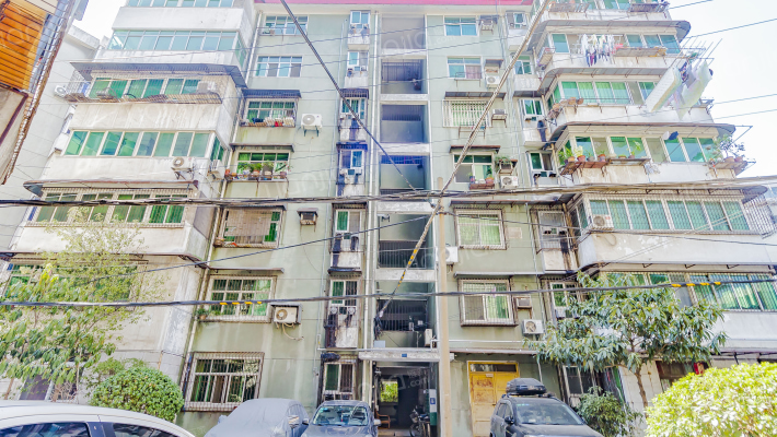 水运宿舍外景图