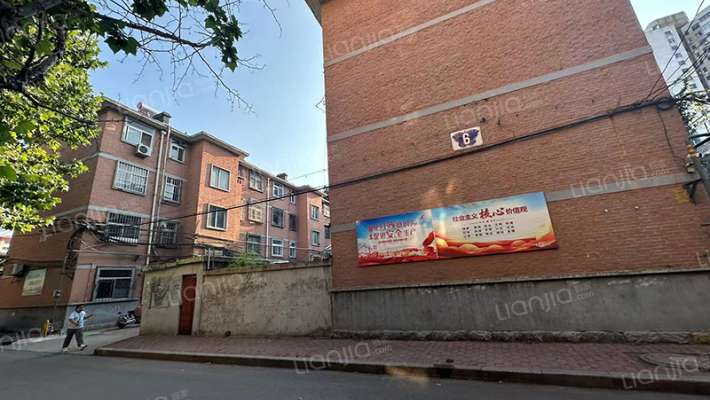 潍柴东宿舍外景图