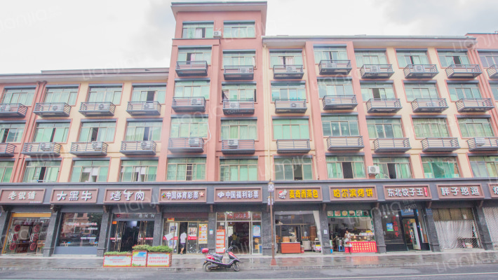 富城公寓外景图