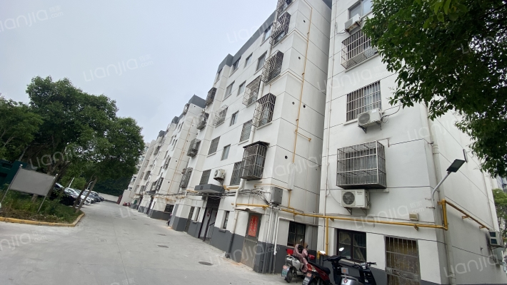 市农业农村局住宅区外景图