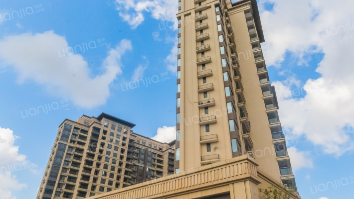 鸿建翡翠郡外景图