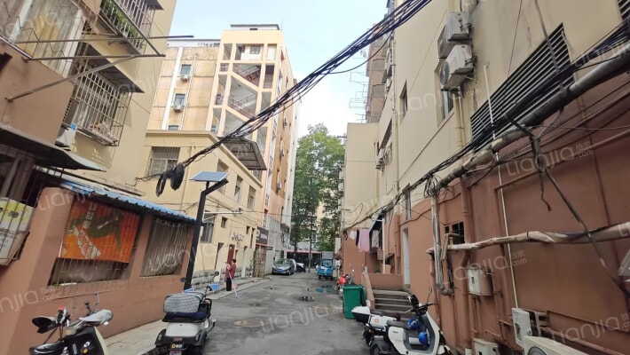 解放路53号外景图