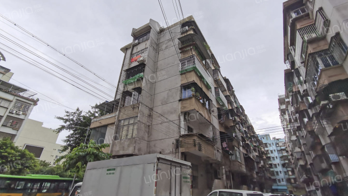 蟠龙一巷外景图