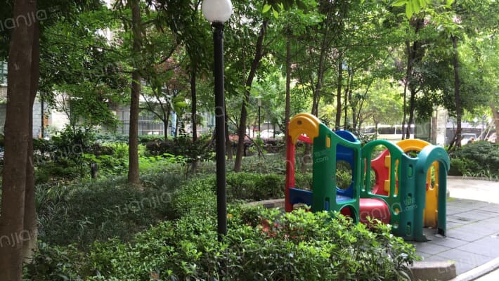 万基蓝麟外景图