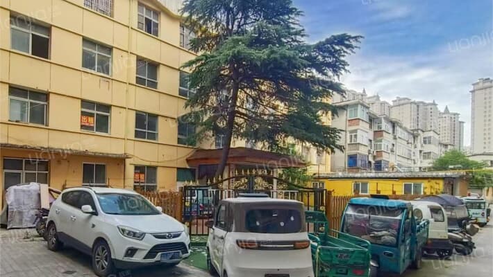 工矿家属院外景图